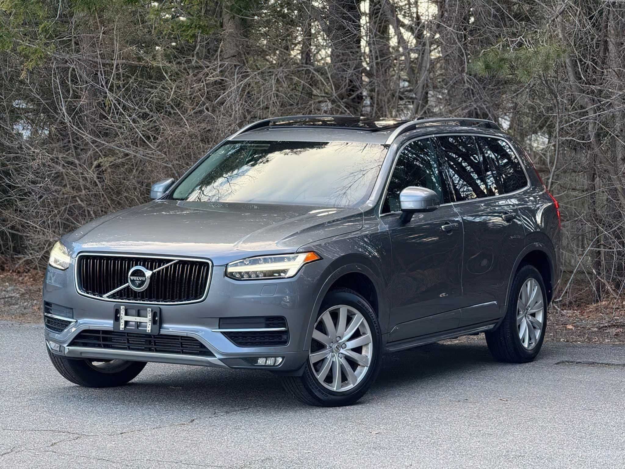 Volvo XC90    2017
