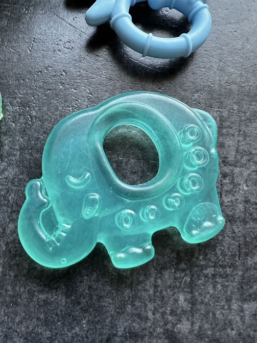 Zestaw gryzaków grzybek Mombella matchstick monkey 2 wodne