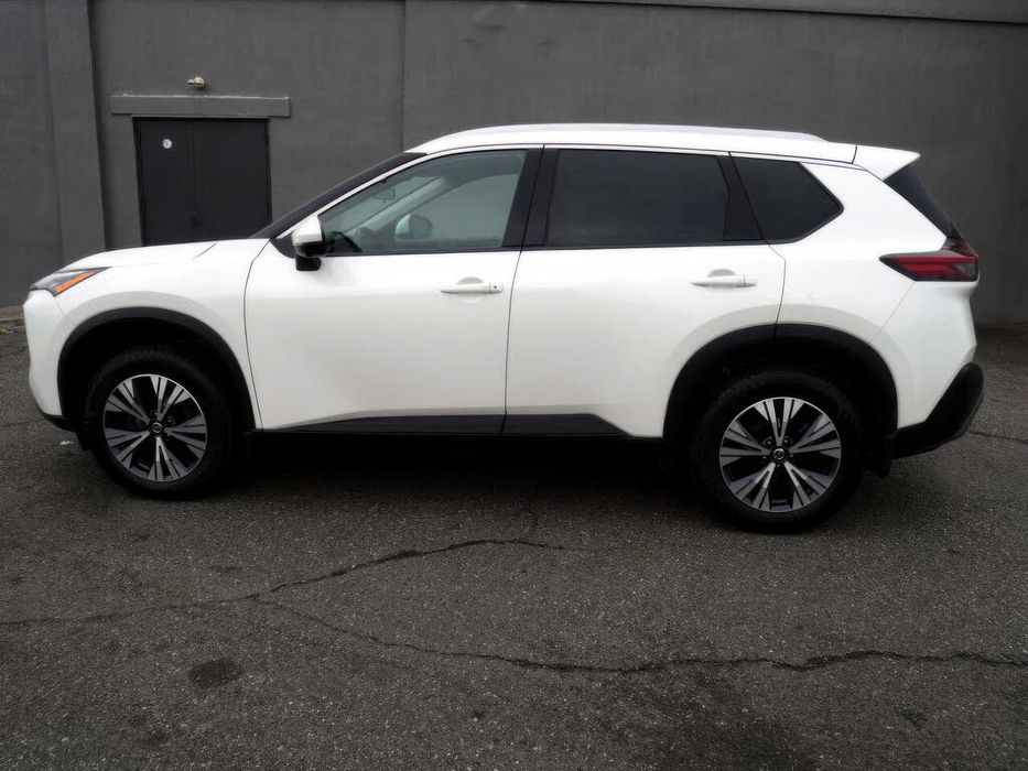 Nissan Rogue      2021