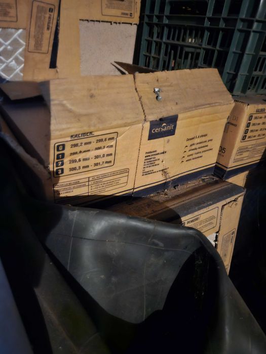 Cersatnit płytki ceramiczne gres około 50m2
