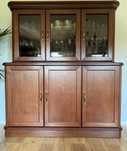 Komplet eleganckich mebli z litego drewna