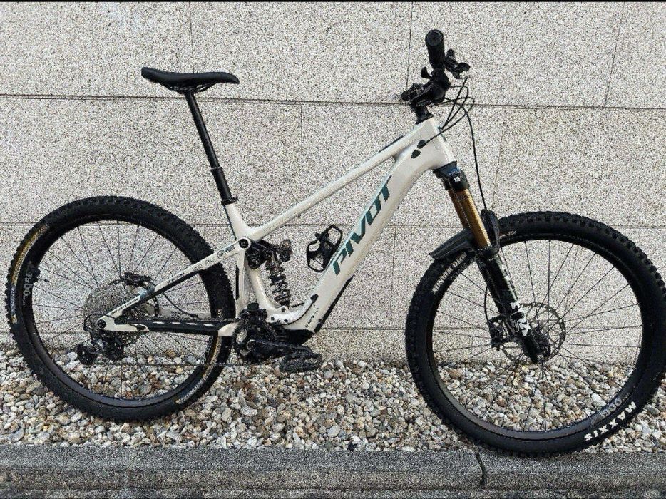 Pivot SHUTTLE AM Ride SLX/XT 2023