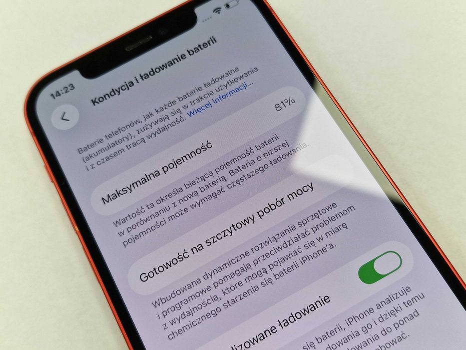 Iphone 12 64GB/ Red/ Bat 81%/ Grade A- / Gwarancja + ładowarka