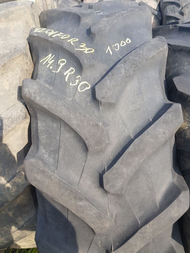 Opona 420/70R30 Pirelli