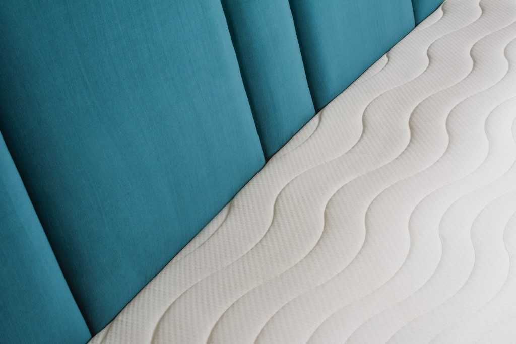 Łóżko tapicerowane WERONA 160x200 cm