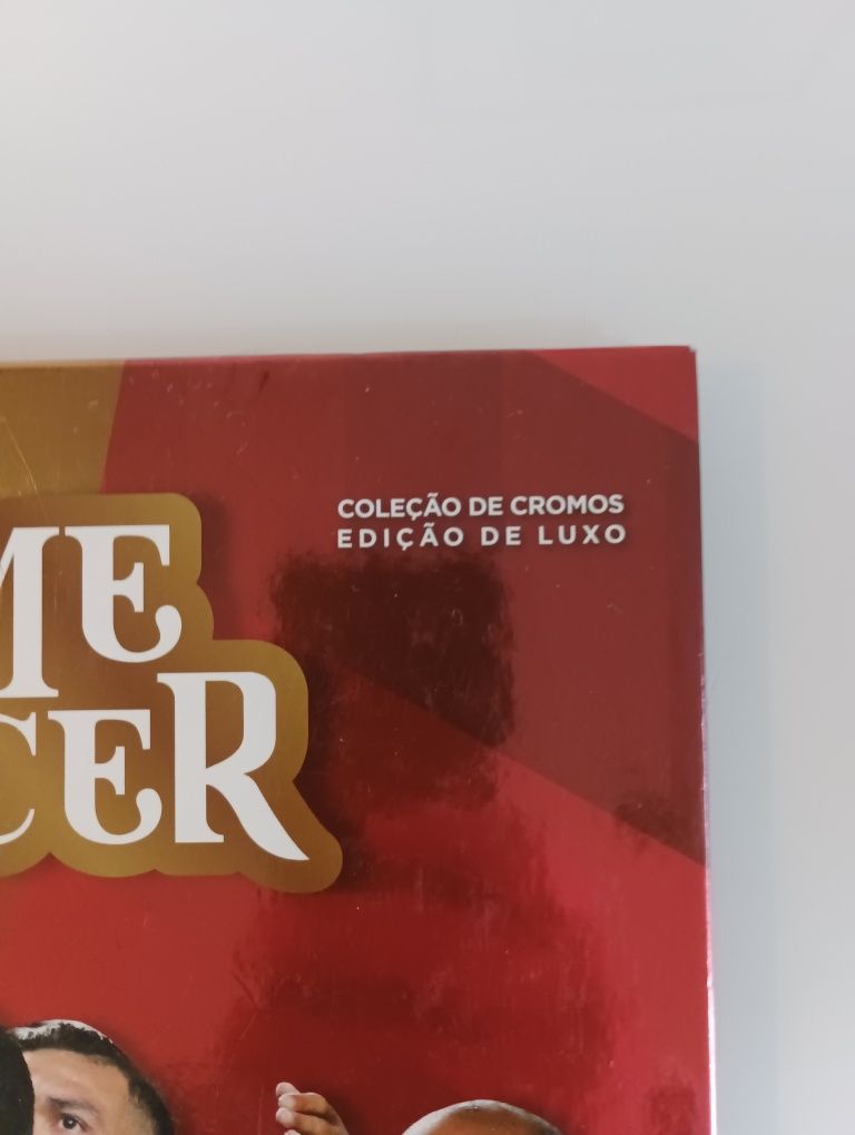 Caderneta de cromos fome de vencer 2018