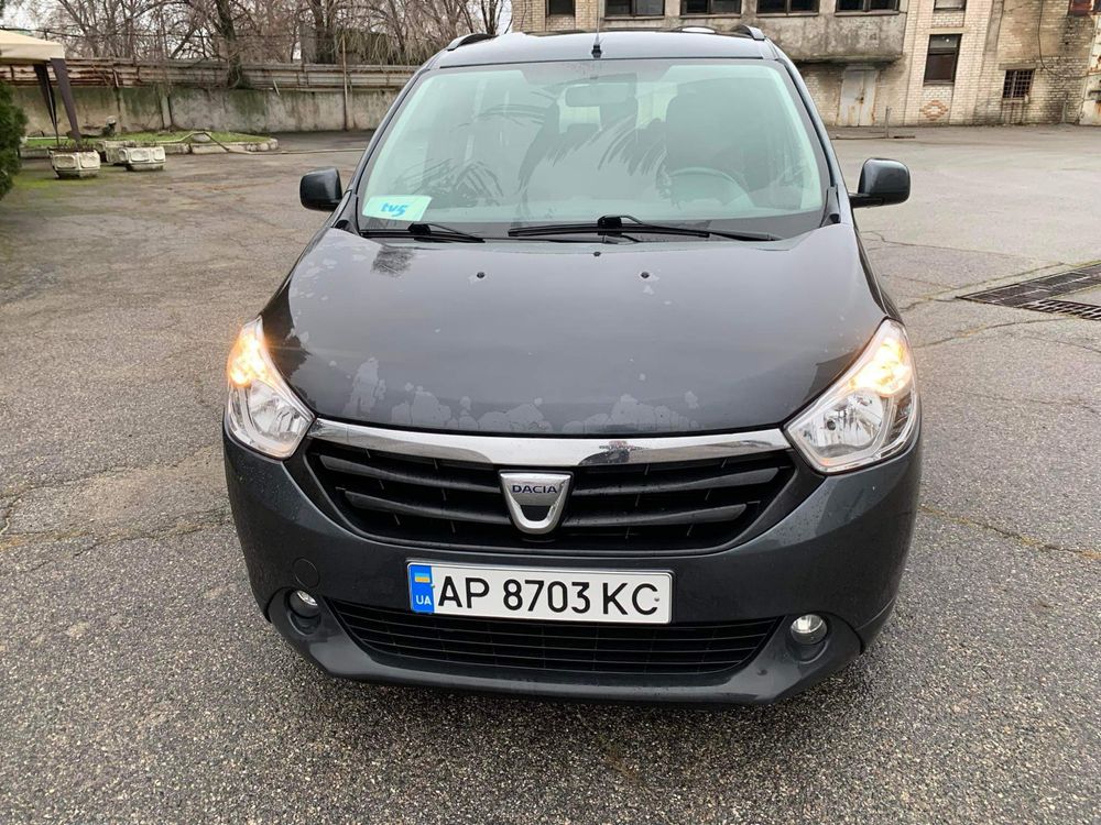Dacia Lodgy дизель 6 мест