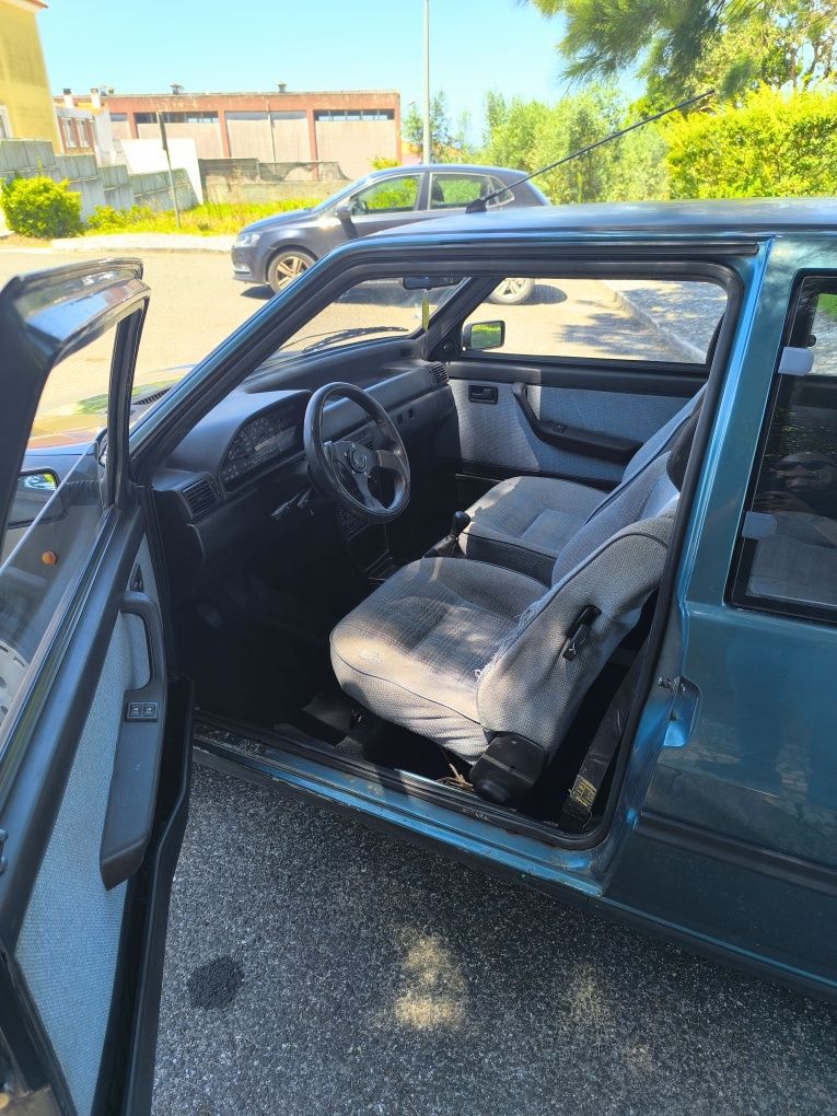 Fiat Uno 45 1.0 Evo, i.e.S - 3 portas - 1993