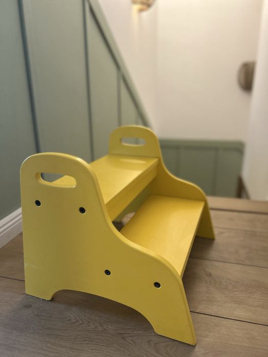 Taboret dziecięcy IKEA TROGEN ze schodkiem żółty