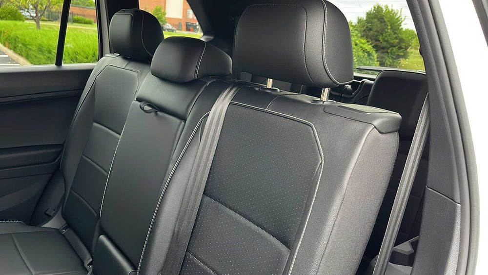 Volkswagen Tiguan      2021