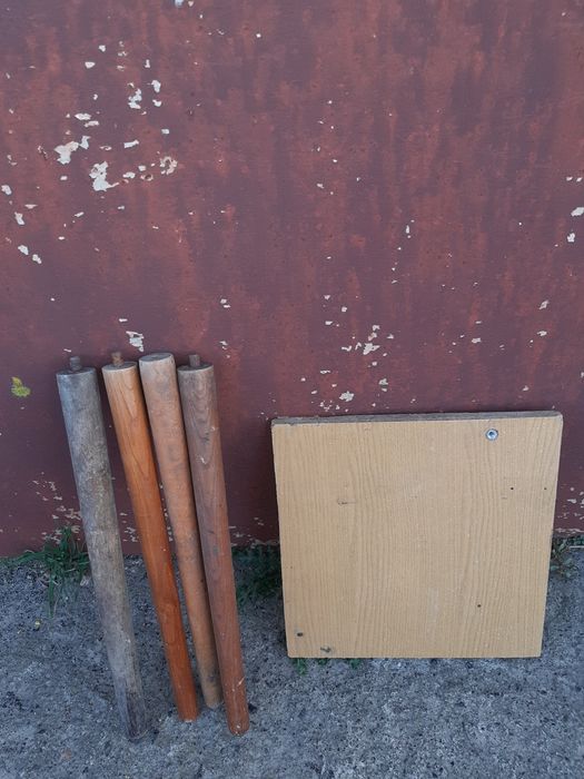 Продам Табуретку б/у,  в разобранном состоянии