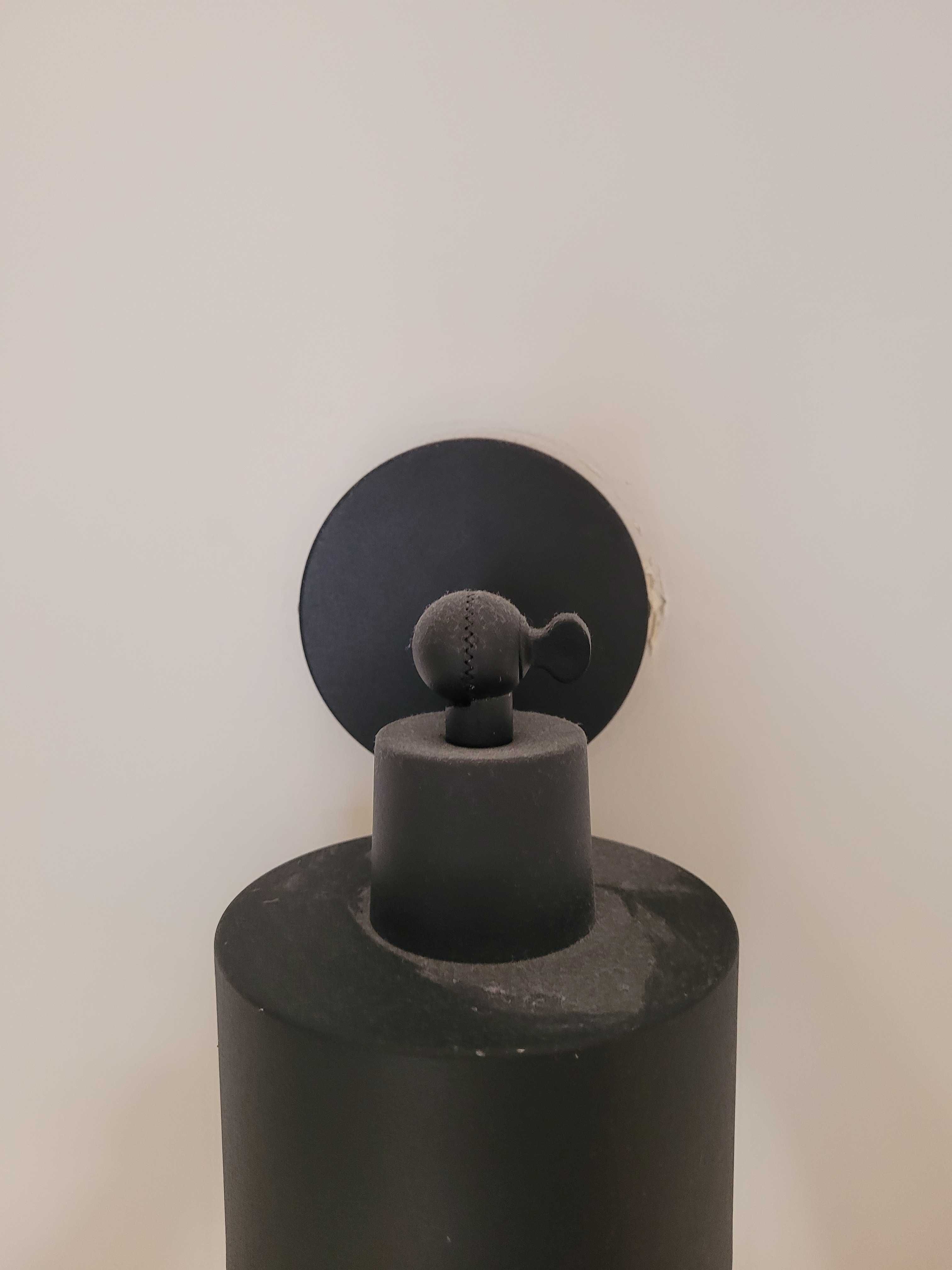 Lampa kinkiet czarny