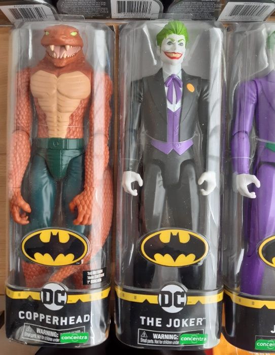 Bonecos Batman, Joker, Robin, Harley Quinn, etc.