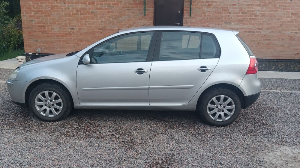 Volkswagen Golf 1.6 mpi
