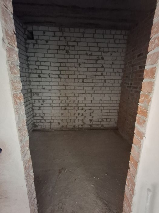 Новобудова 54м2  ЦЕНТР Продам 1 кім квартиру