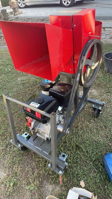 Спил деревьев,дробление измельчение веток,вывоз,культивация мотоблоком