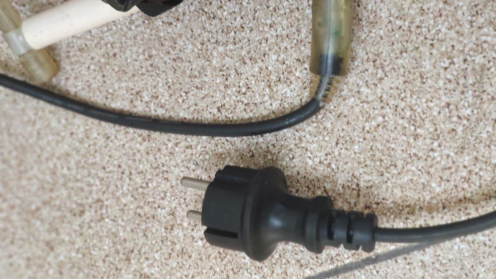 Mikołaj ozdoba świąteczna na świecącej drabinie led