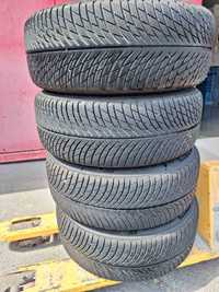 Зимові шини Michelin 255/60 R18