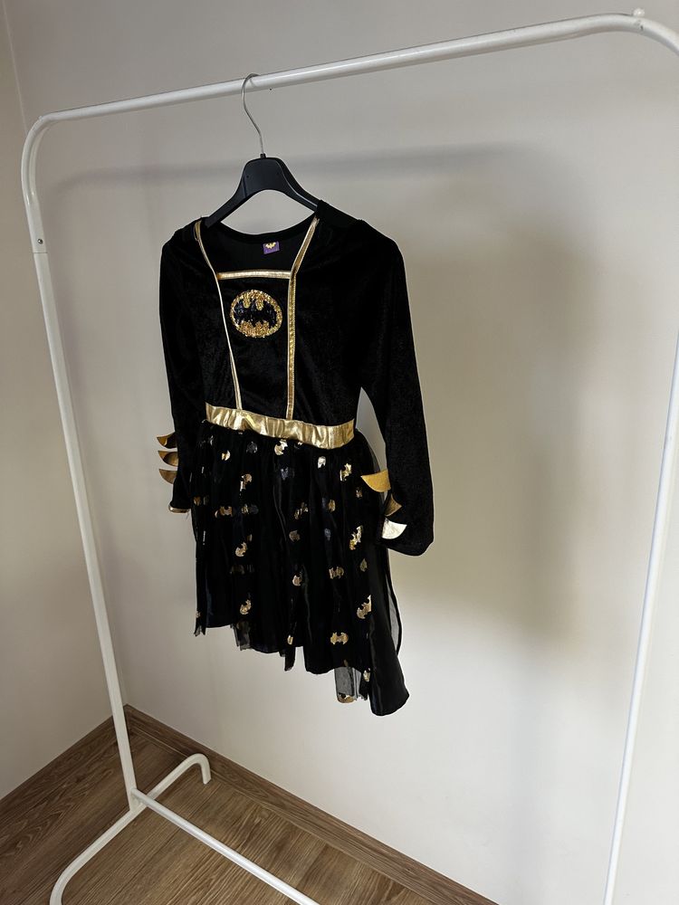 Strój przebranie na bal przebierańców batmanka 122-128 cm