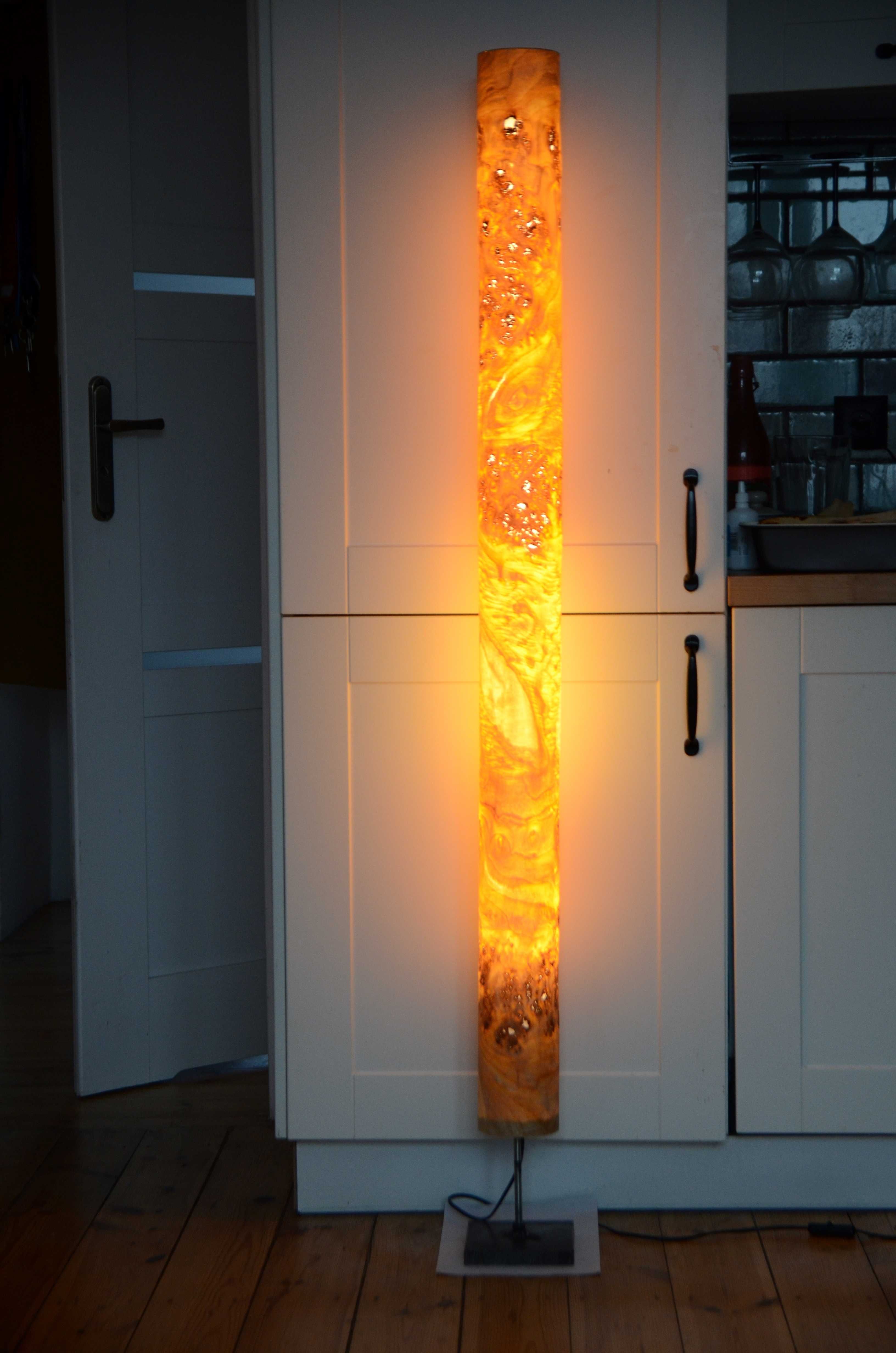 Lampa Podłogowa Golden Mara 160 cm Drewniana Fornir topola czeczot