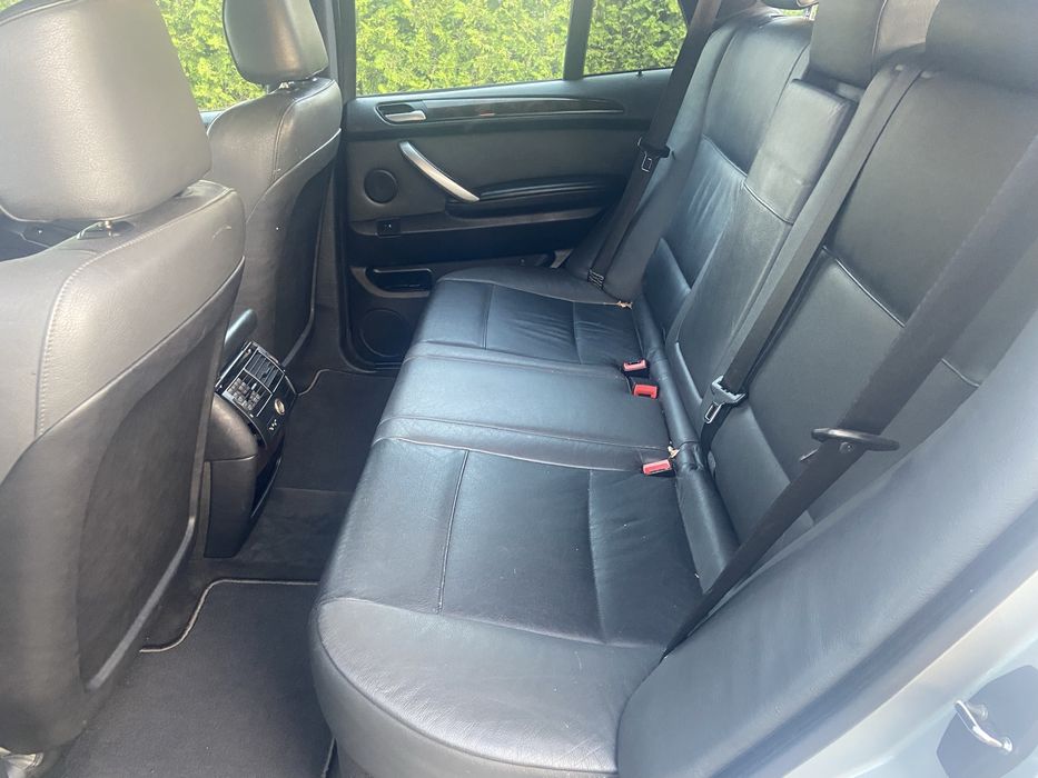 BMW X5 4.4 v8 + LPG E53
