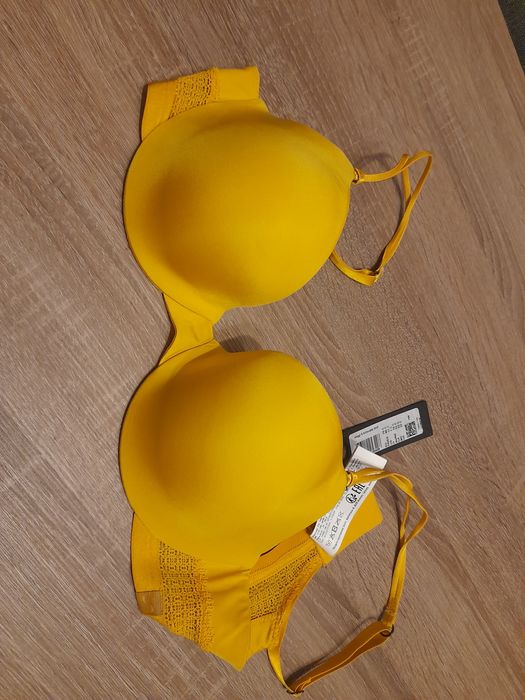 Biustonosz sloggi rozmiar 70C