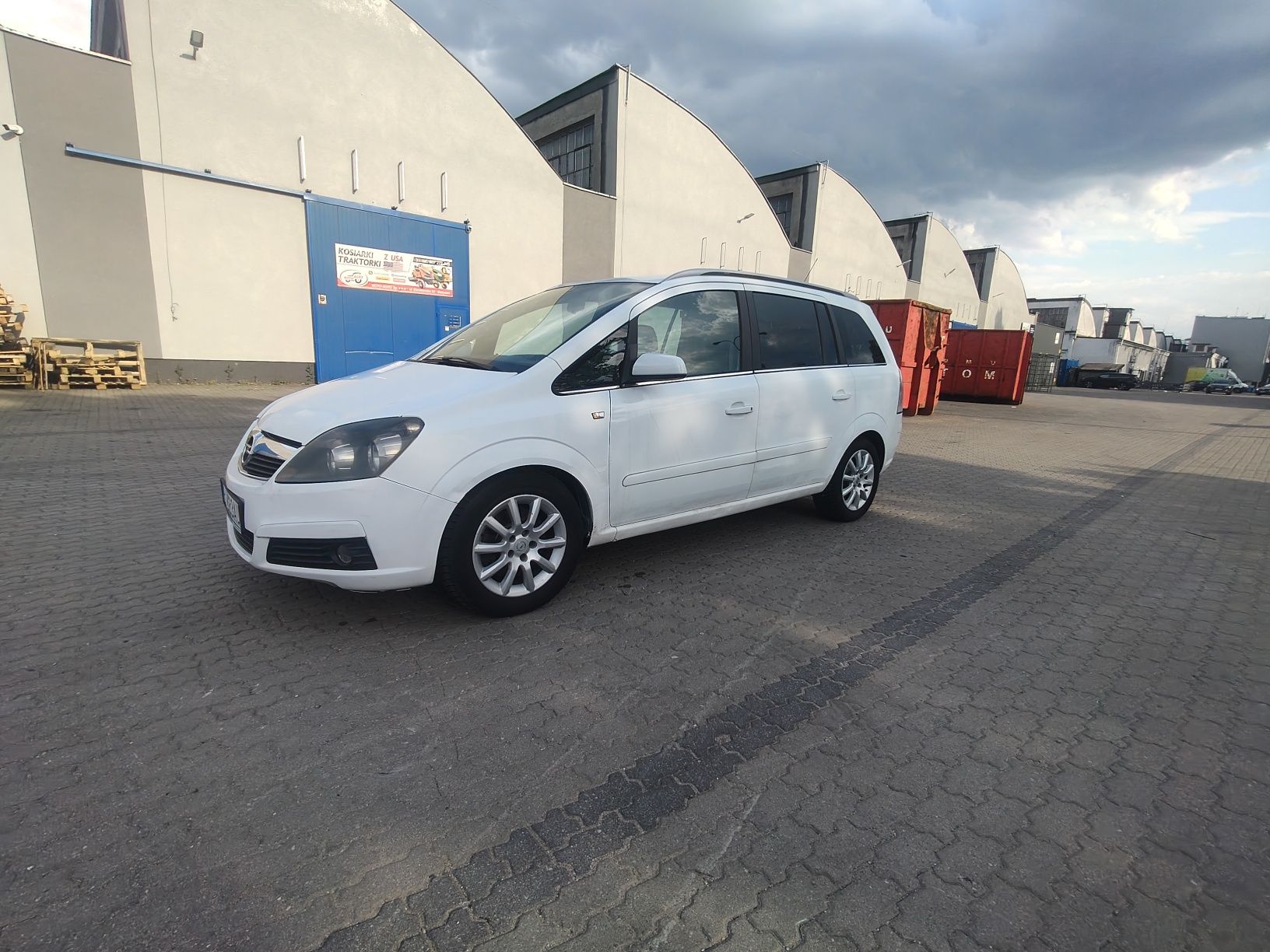 Opel Zafira 1.9cdti 7 osob