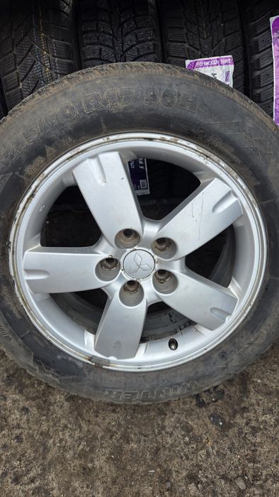 диски 17 5/114.3 Mitsubishi Outlander  в  наличии 2шт