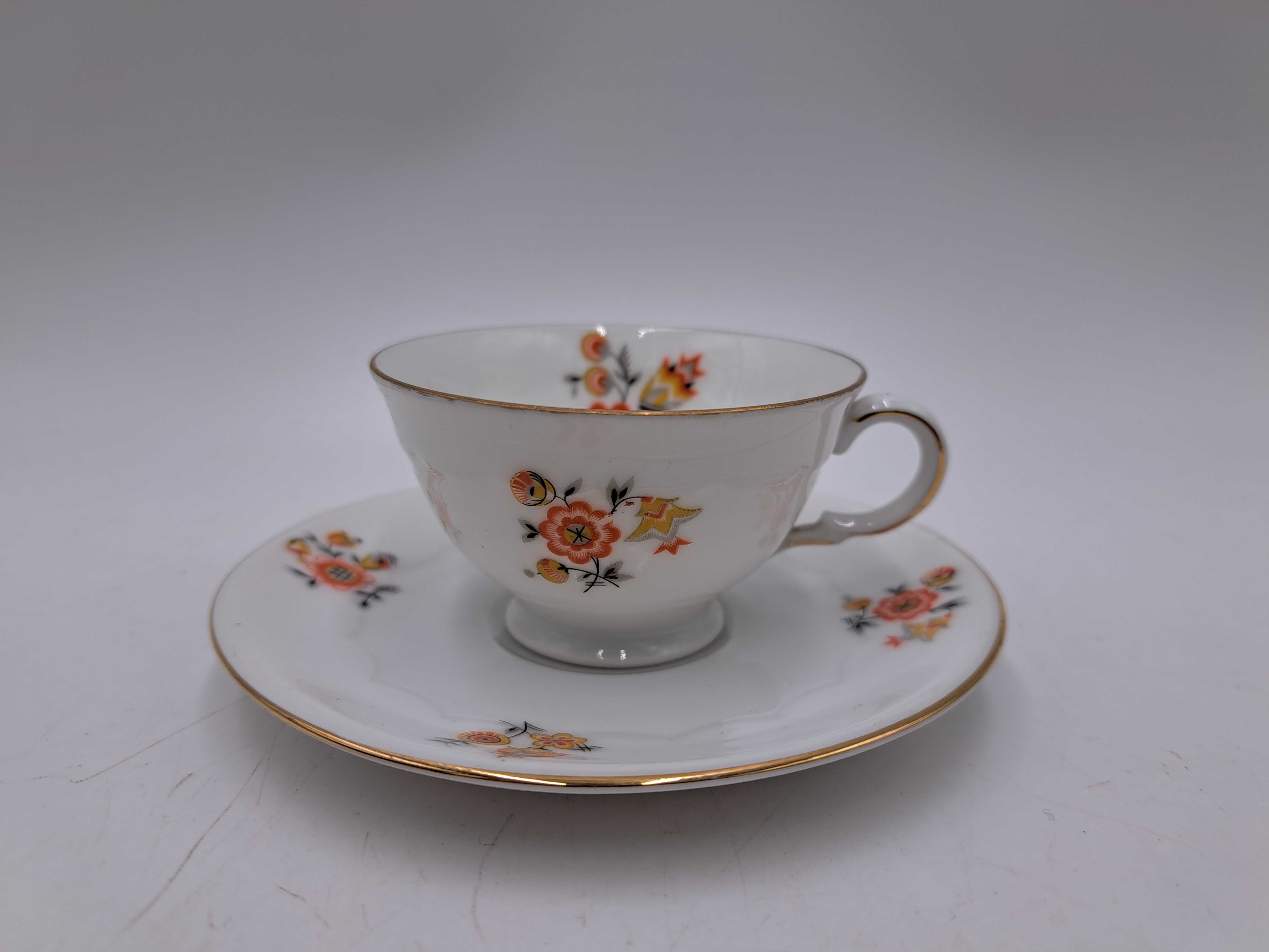 Przedwojenna filiżanka espresso Zeh Scherzer kwiaty art deco reliefy