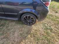Kola Opel Astra h r 16