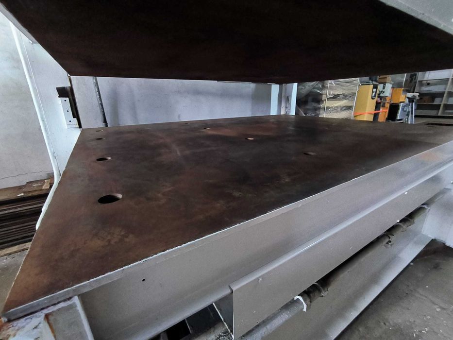 Prasa Hydrauliczna 3000mm x 2300mm do Fornirowania Prasa półkowa JOOS