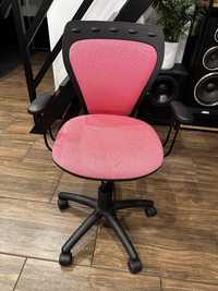Krzeslo biurowe rozowe