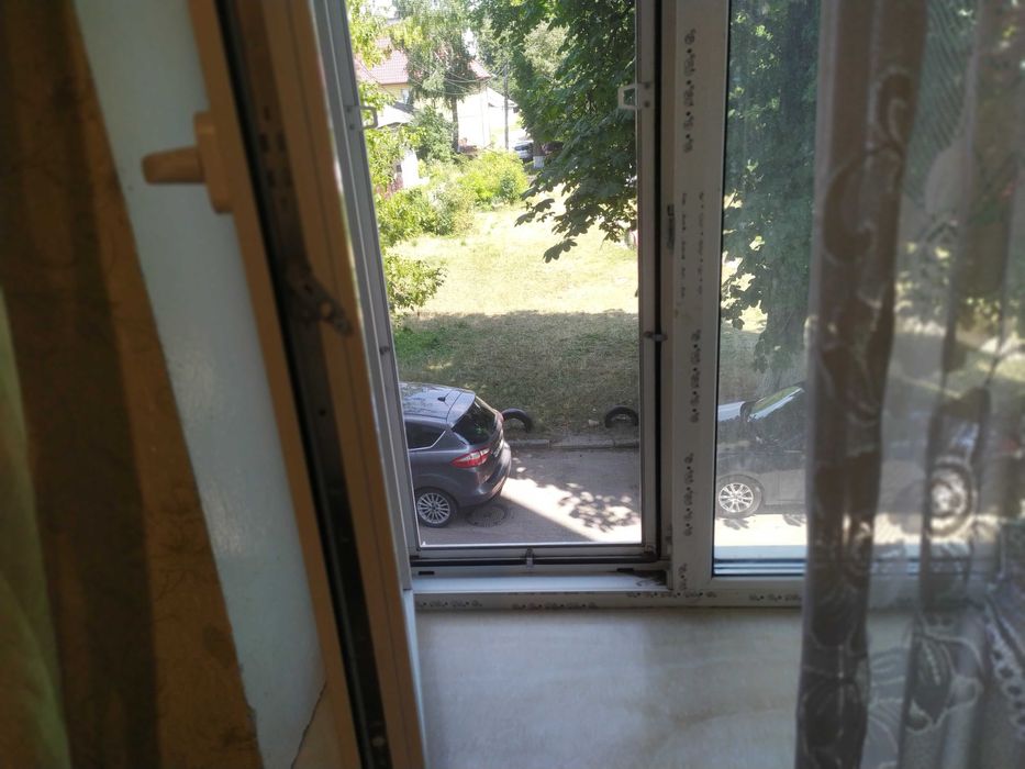 Здам кімнату в 2-х кімн кв-рі для 1-єї дівчини або жінки, не студентки