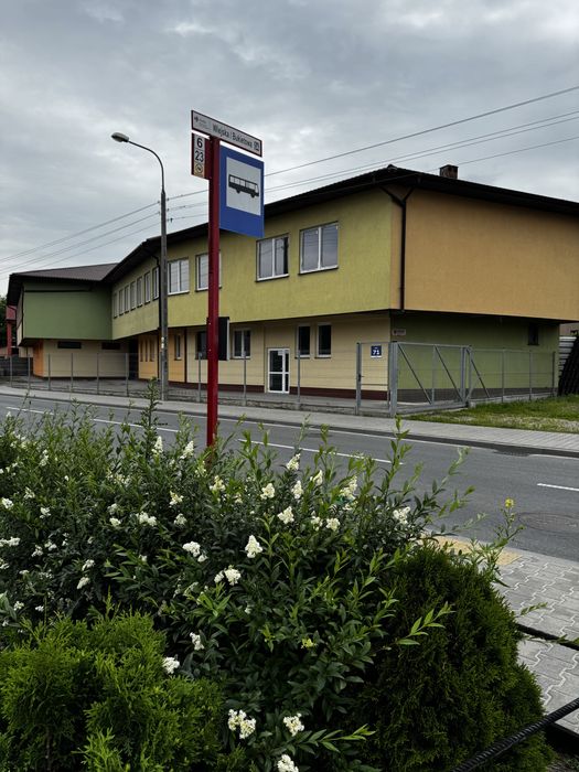 Lokal na wynajem handlowo uslugowy magazyn Radom Mlodzianow