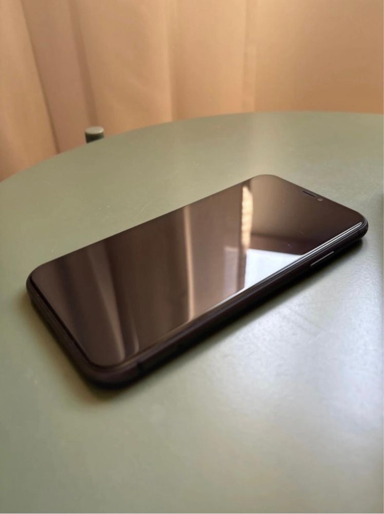 Iphone 11 black 64gb