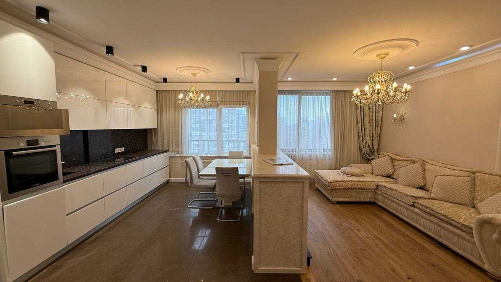 Продажа шикарной 3К квартиры АРКАДИЯ  ЖК Гольфстрим 4я секция 135 м2