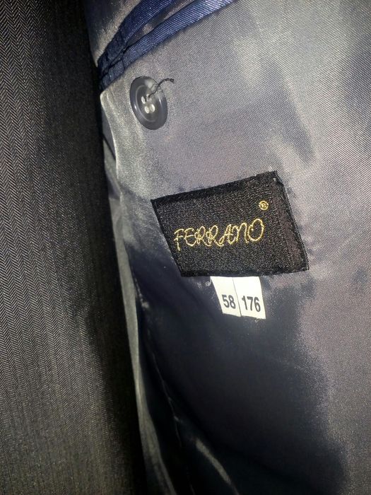 Garnitur ze spodniami .