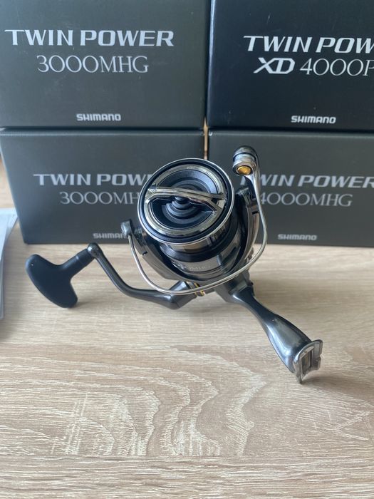 Котушка Shimano TwinPower 24  3000mhg,2500s,4000mhg