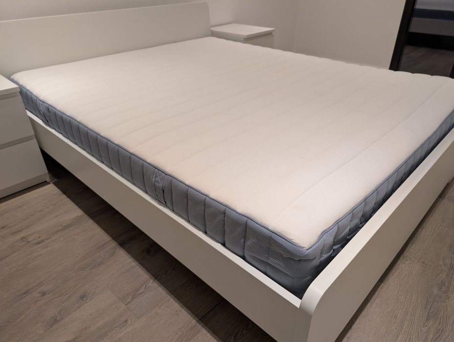 Conjunto cama quarto colchão