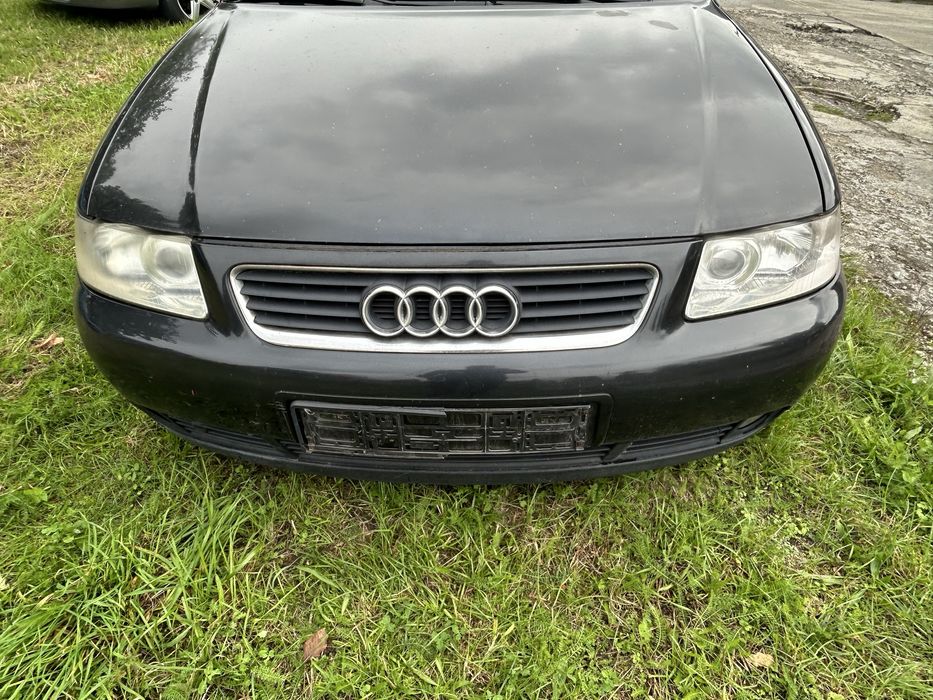 Zderzak maska blotnik lampa przod audi A3 8L kolor LZ9U