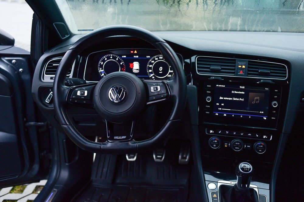 Volkswagen Golf 450к.с. GTI R ідеал