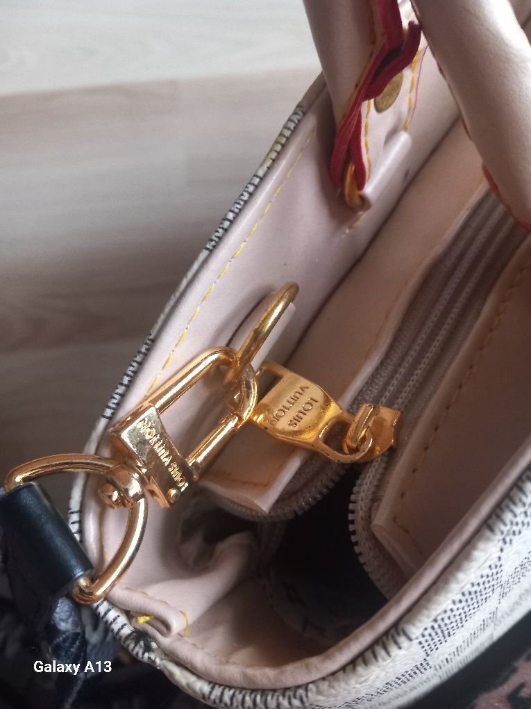 Louis vuitton torebka jasna