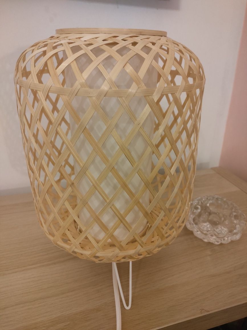 Candeeiro de bambu de mesa de Ikea