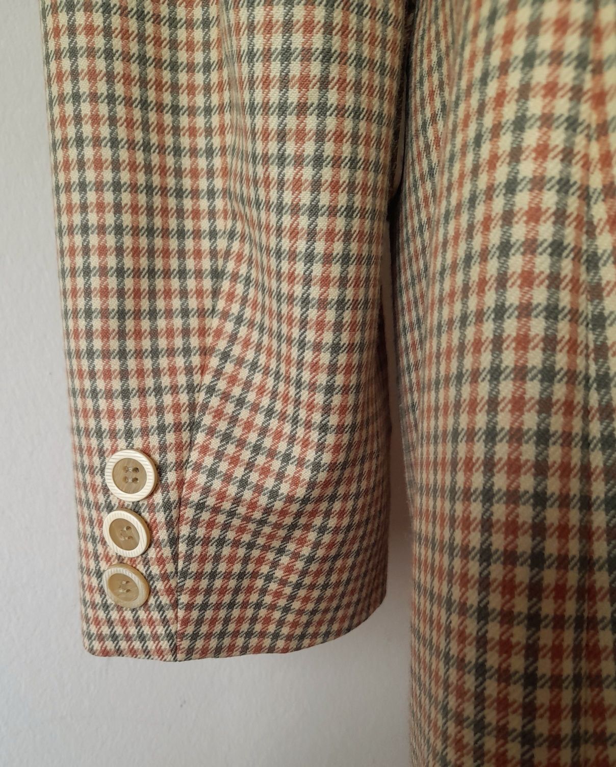 Blazer Vintage 80s/90s, ao xadrez, 45% lã. Tamanho M