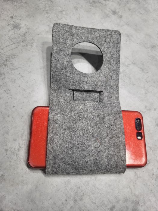 Uchwyt do ładowania  telefonu  nowy
Motorola 

Wymiary:19 x 9 x 0,5 cm