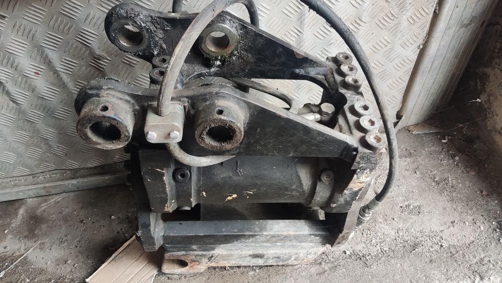 Obrotnica / szybko złącze do Koparki JCB sprawne w 100%