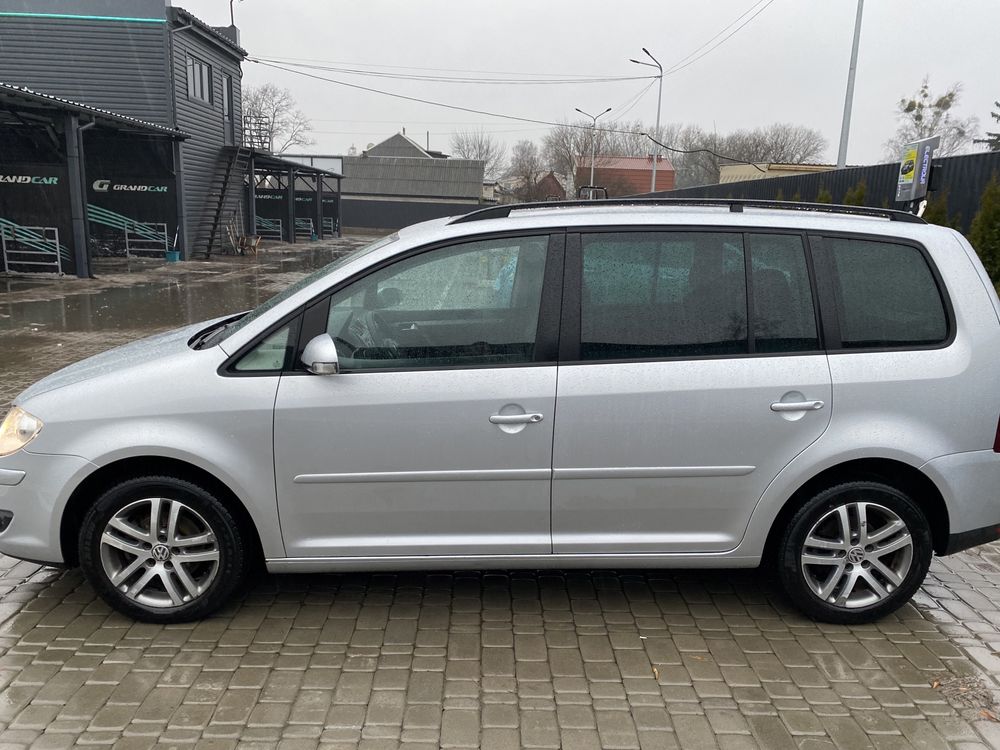 Volkswagen Touran