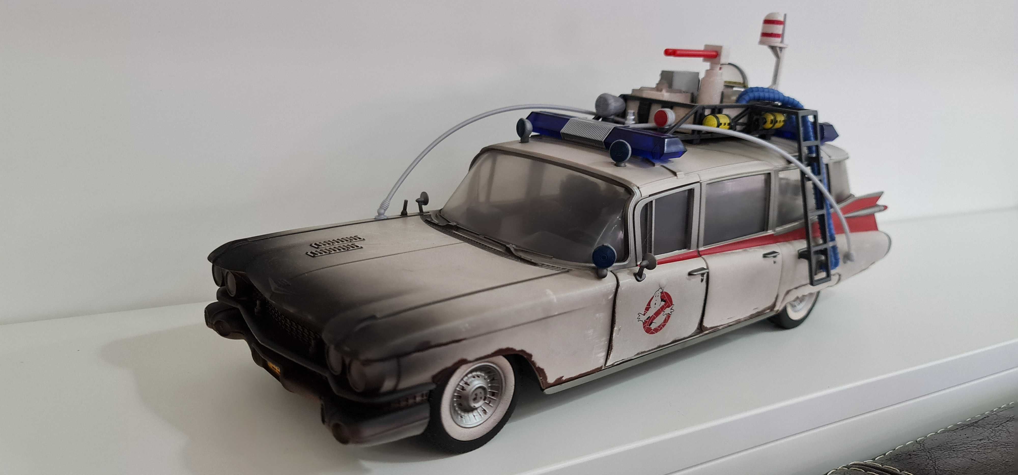 Kolekcjonerski model Cadillac Ghostbusters