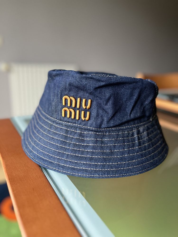 Chapeu Miu Miu mulher