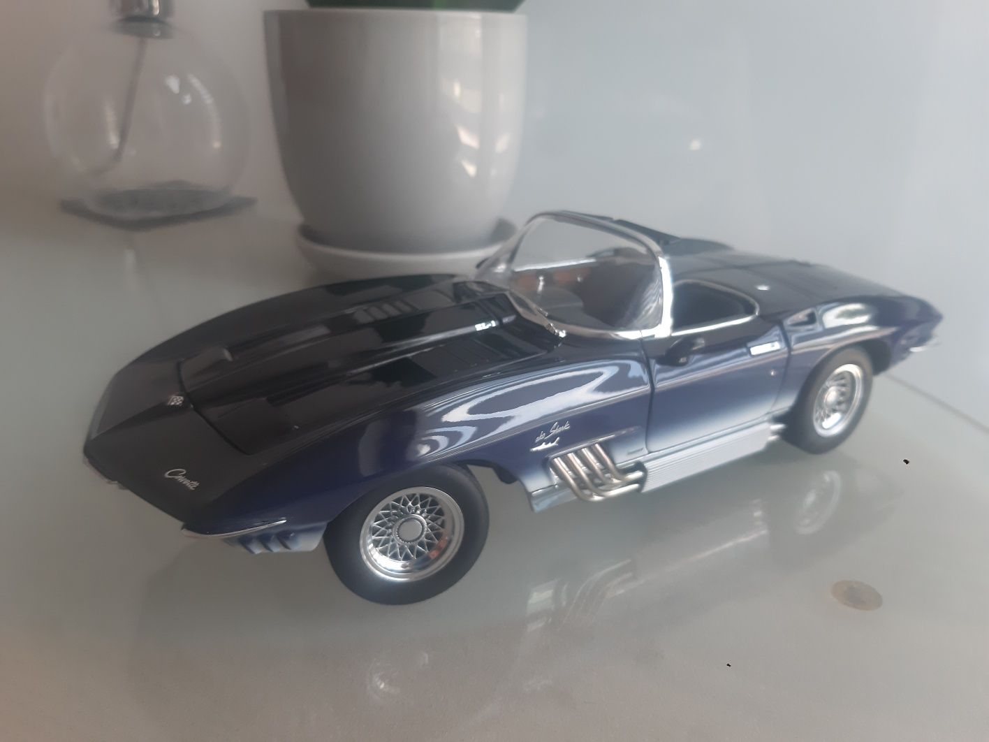 1:18 Chevrolet Corvette Mako Shark AutoArt Auto Art